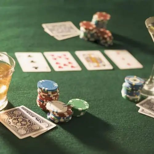 Layar deposit dengan pilihan metode pembayaran DANA OVO GoPay di aplikasi